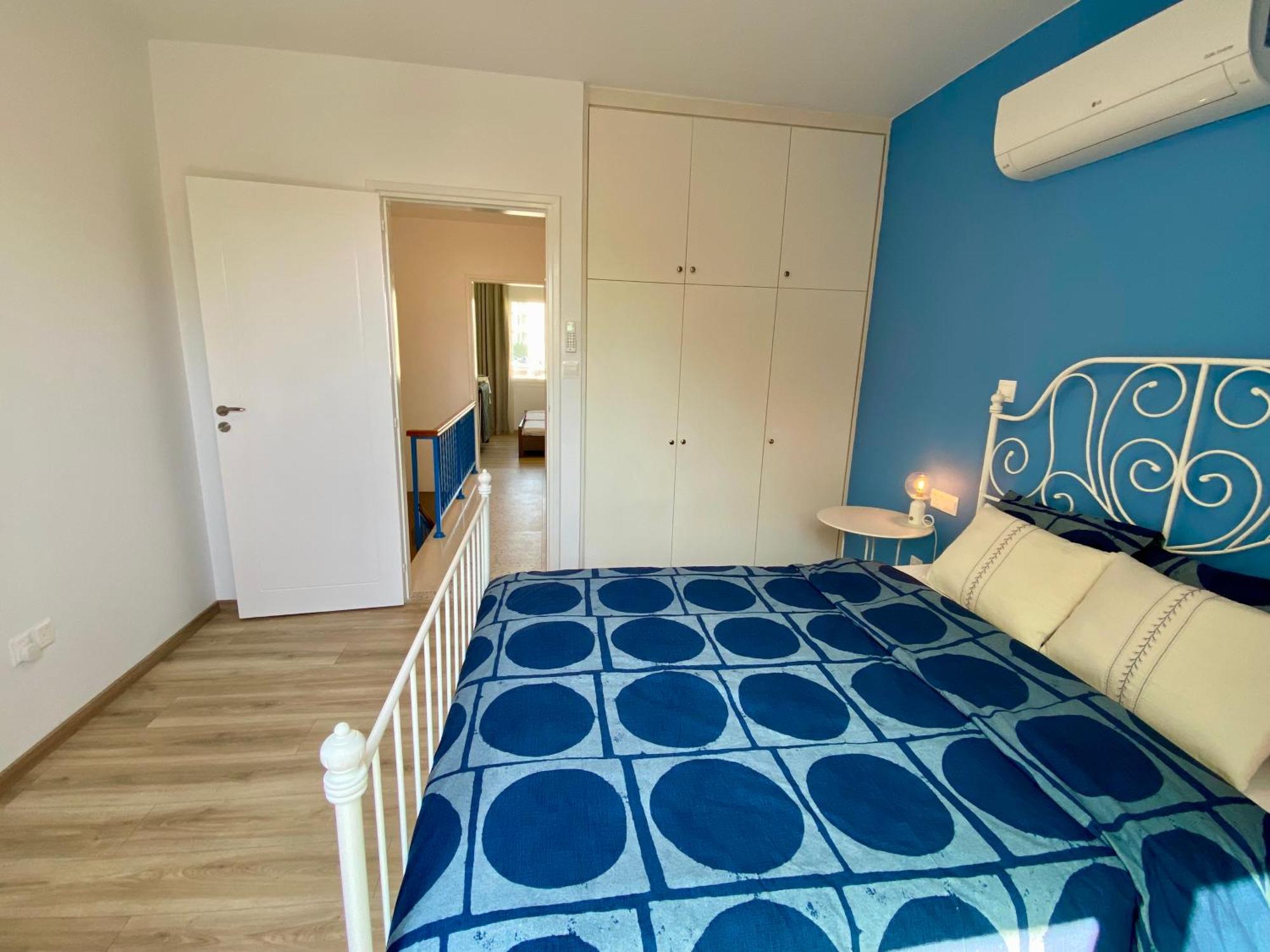 Seaside Sun Kissed House With Pool In Tourist Area Holiday home Paphos