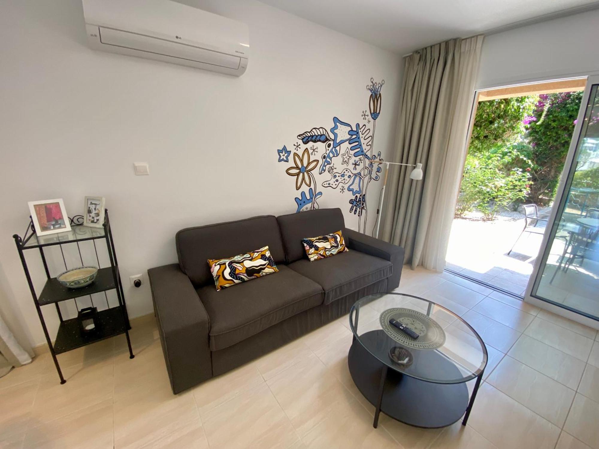 Seaside Sun Kissed House With Pool In Tourist Area * Paphos