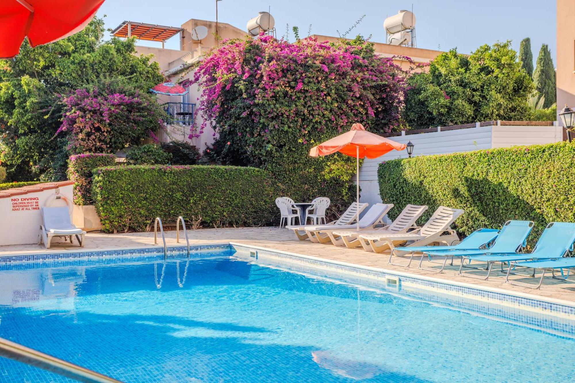 Seaside Sun Kissed House With Pool In Tourist Area Paphos